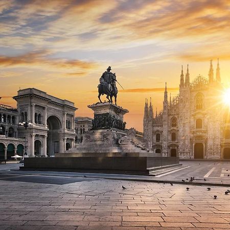 Brand New! Luxurious Apartment In Heart Of Milano Eksteriør bilde