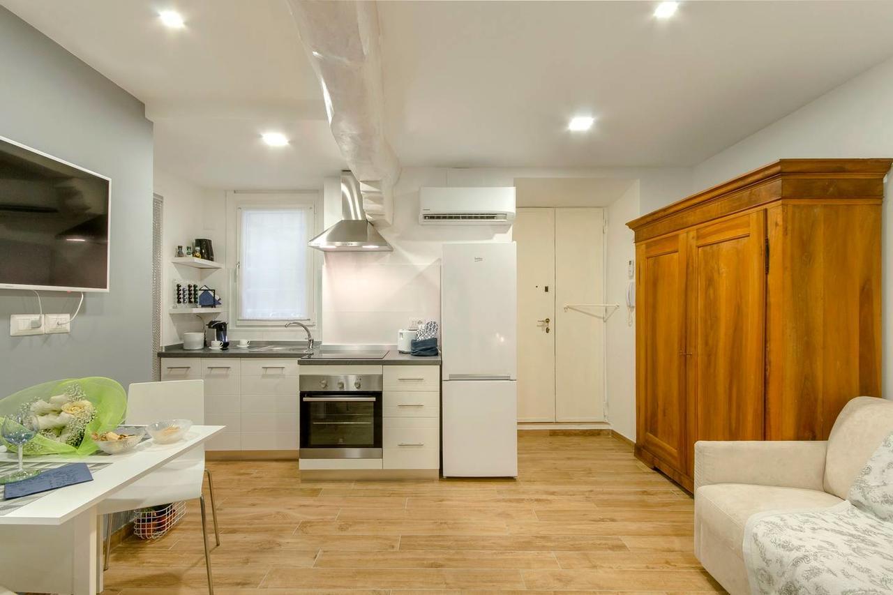 Brand New! Luxurious Apartment In Heart Of Milano Eksteriør bilde